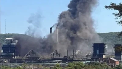 Ledakan Besar Guncang Pabrik Baja di Waru, Sidoarjo: 1 Tewas, 3 Luka Serius