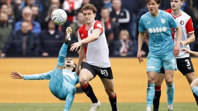 Mats Wieffer Bawa Brighton ke Puncak: Peran Krusial di Tengah Lapangan