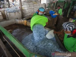 Menperin: Stok Plastik Aman, Namun Perang Iran Memicu Lonjakan Harga Plastik dan Ongkos Produksi