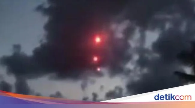 Misteri Kilatan di Langit Lampung-Banten Terungkap: Sisa Roket China Jadi Penyebab