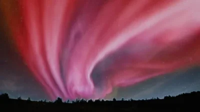 Misteri Langit Merah Australia: Fenomena Langka yang Memukau Dunia