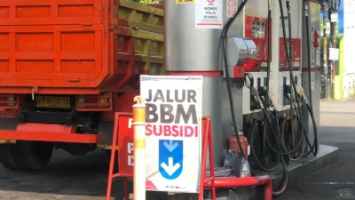 Modus Modifikasi Tangki Kendaraan untuk Jual BBM Subsidi, Bahlil Minta ini