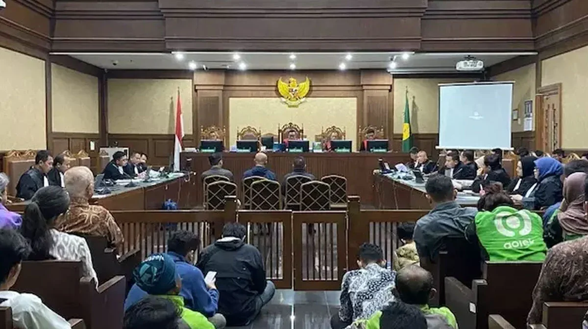 Mujiono Sadikin Ungkap Harga Chromebook Rp 6 Juta Terlalu Mahal, Memicu Kontroversi di Sidang Pengadaan IT Kementerian