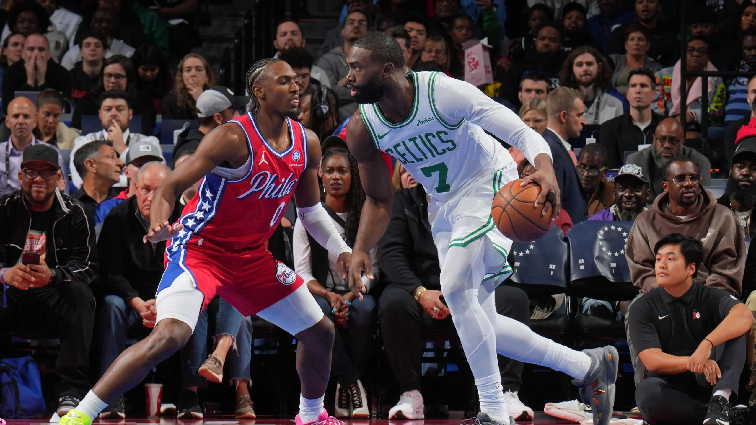 NBA playoffs memanas: Celtics hancurkan 76ers, Spurs balikkan Trail Blazers, skor mengejutkan!