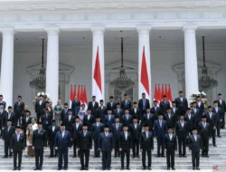 Nobar Kabinet Merah Putih Bawa Film Para Perasuk Menyentuh Hati, Raih Penghargaan Internasional