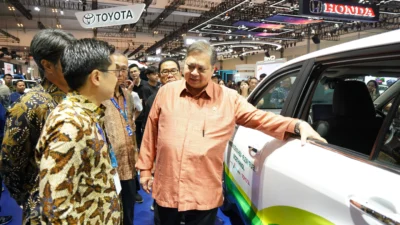 OJK: Positifnya Pasar Otomotif Jadi Angin Segar bagi Asuransi Kendaraan