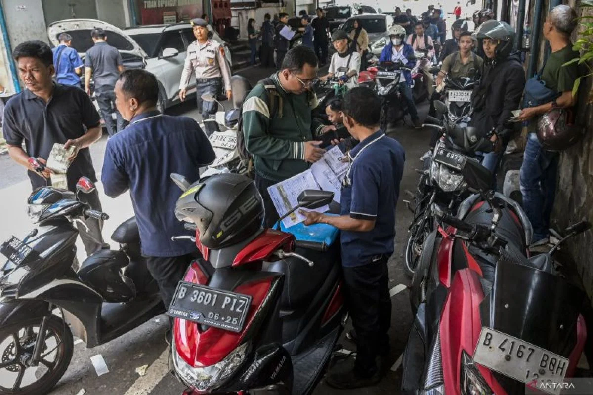 Pajak di Indonesia: Keringanan 20% untuk Restoran Jakarta, SPT Tembus 10,8 Juta, dan Kemudahan Bayar Motor di Jawa Barat