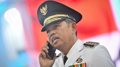 Panas! Mantan Bupati Garut vs Gubernur Jawa Barat Bertukar Sindir soal Duit Rakyat, Netizen Geger