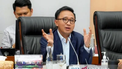 Pembicaraan Damai AS - Iran Terhenti, Harga Minyak Melonjak Tajam
