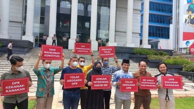 Pengusaha Terkenal Balas Serangan atas Penundaan Restitusi: Apa Kata Mereka?