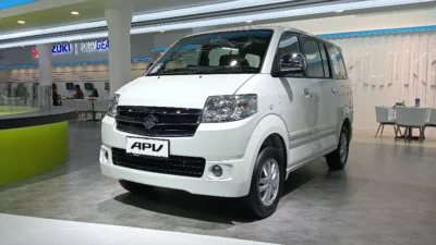 Penjualan Suzuki APV Melejit 64%: Mengapa Mobil Ini Masih Jadi Primadona di Indonesia