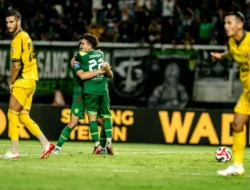 Persebaya Surabaya Dekat Empat Besar! Kemenangan 2-0 Atas Malut United Turunkan Selisih Jadi 2 Poin