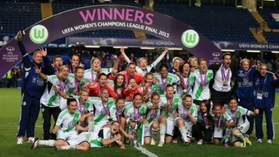 Pertarungan Raksasa Wanita: OL Lyon vs VfL Wolfsburg Siap Guncang Liga Champions