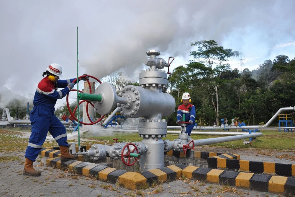 PGE (PGEO) dan PLN IP Sepakati Tarif Listrik Proyek PLTP Lahendong 15 MW