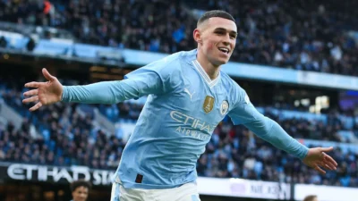 Phil Foden Terpuruk, Apa Sih yang Bisa Membalikkan Kejenuhan di Manchester City?