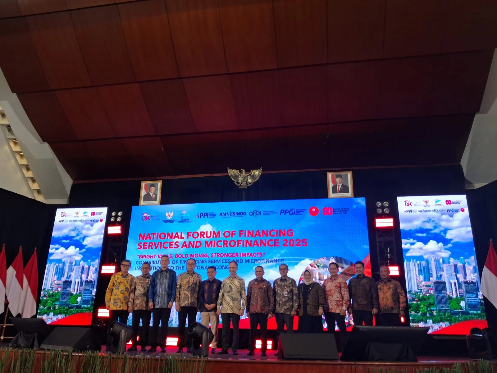 Porsi Pembiayaan UMKM Baru Capai 18,42% pada 2025, OJK Tekankan Peran Penjaminan