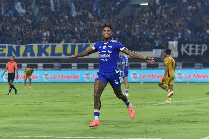 Ramon Tanque Gacor! Terapkan Pilates, Kini Jadi Mesin Gol Baru Persib Bandung