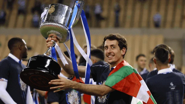 Real Sociedad Siap Guncang Copa del Rey: Kepemimpinan Oyarzabal, Penghargaan Griezmann, dan Taktik Matarazzo