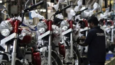 Royal Enfield Catat Rekor Baru, Penjualan Global Lampaui 1,2 Juta Unit