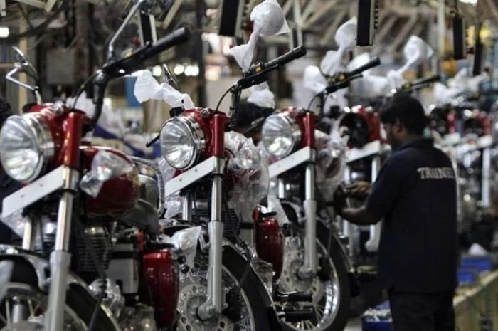 Royal Enfield Catat Rekor Baru, Penjualan Global Lampaui 1,2 Juta Unit