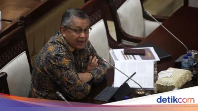 Rupiah Babak Belur, Misbakhun Kritik Kebijakan BI yang Konvensional