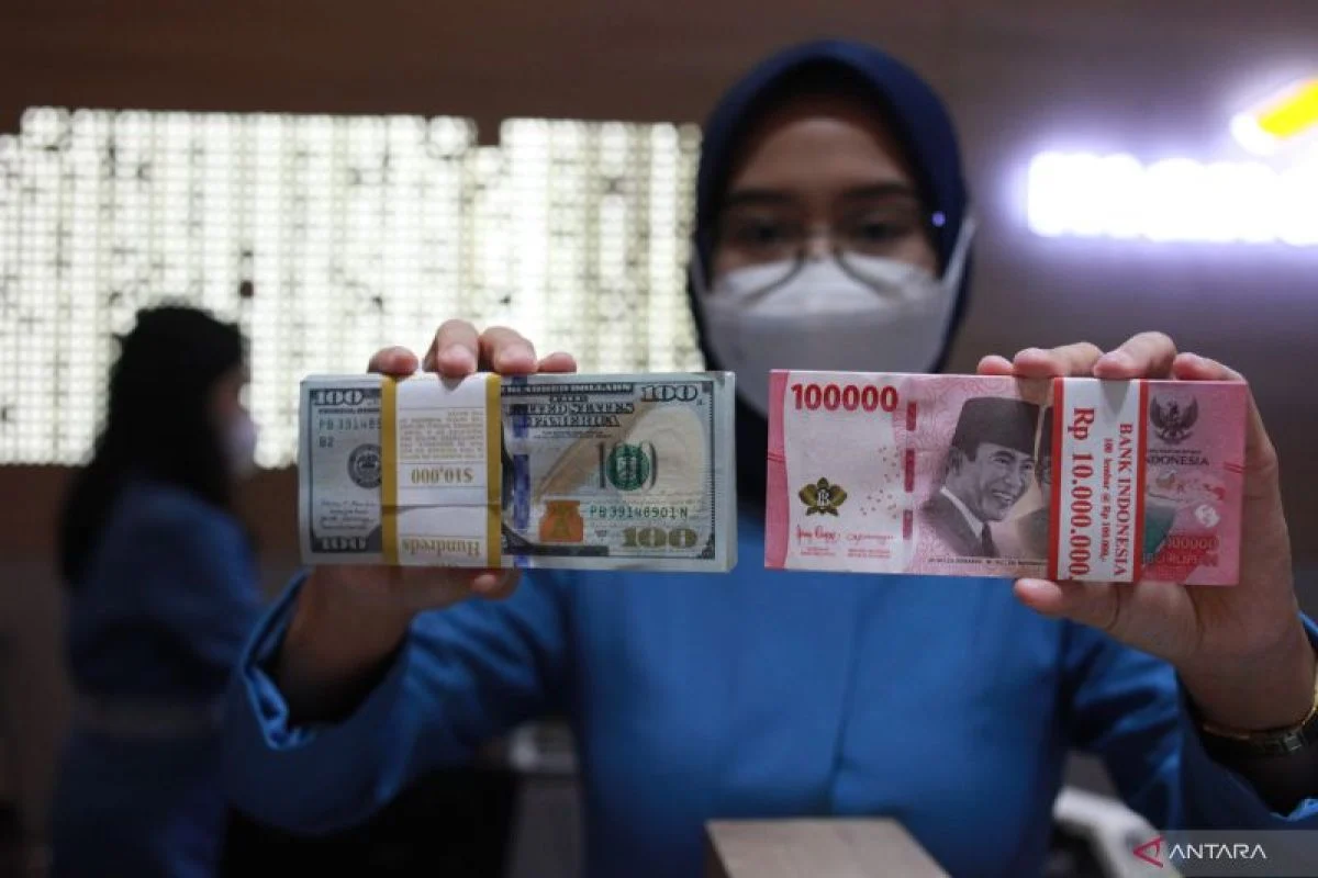 Rupiah naik 57 poin ke Rp17.229, sentimen AS‑Iran masih bayangi pasar