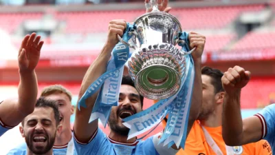 Salford City Merayakan Seratus Tahun: Transformasi Kota, Kafe Bersejarah, dan Pencapaian FA Cup