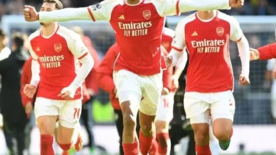 Sejarah Baru di Emirates: Bournemouth Menaklukkan Arsenal, Sementara Arsenal Beri Manchester City Nafas Tambahan dalam Perebutan Gelar