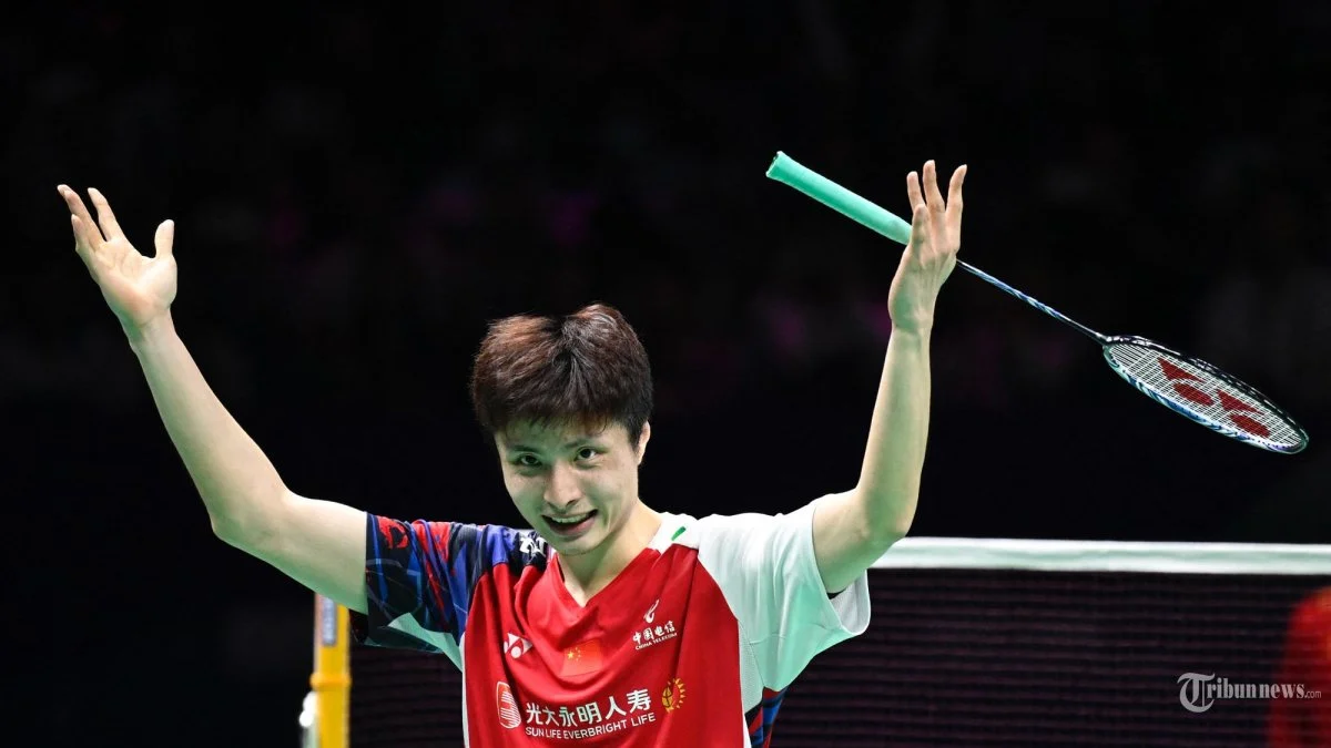 Shi Yuqi Jadi Sorotan Utama: Penarikan Thomas Cup dan Kontroversi Skor 15‑Poin BWF Mengguncang Dunia Badminton