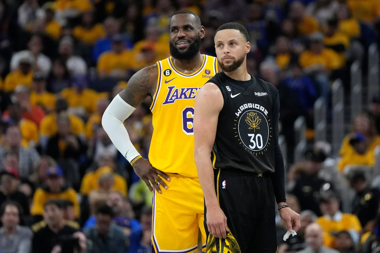 Strategi dan Drama Lakers vs Warriors: Dari Duel di Playoff Hingga Kandidat Pelatih Baru