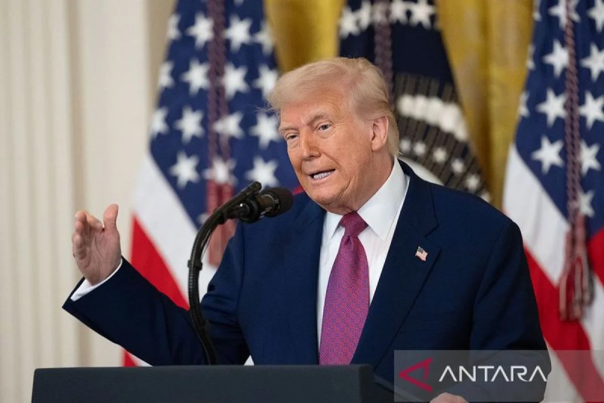 Trump Ancaman Serang Infrastruktur Iran Jika Selat Hormuz Tetap Tertutup: Eskalasi Ketegangan Global