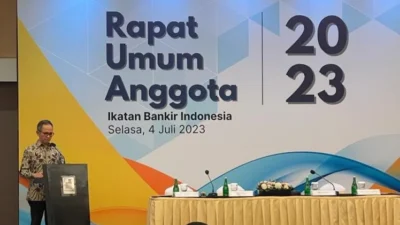 Universal Banking di Depan Mata, OJK Soroti Tantangan Kesiapan IT Industri Perbankan