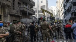 Warga Lebanon Pulang Saat Gencatan Senjata, Nekat Seberangi Sungai, Jembatan Hancur Dibom Israel