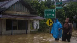 Waspada Hujan Lebat! Sirkulasi Siklonik Tingkatkan Risiko Banjir di 12 Provinsi Indonesia