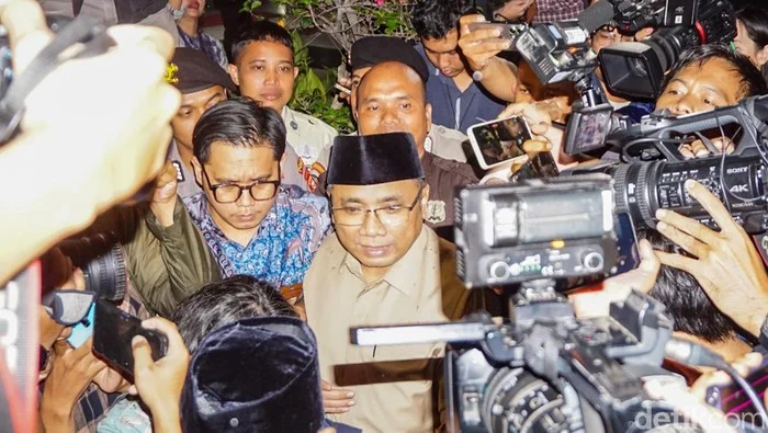 Yaqut Cholil Qoumas Batal Buktikan USD 1 Juta untuk Pansus Haji, Hak Jawab dan Penyidikan KPK Terbaru