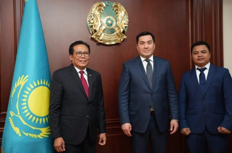 Airlangga Temui PM Kazakhstan, Kerja Sama Energi dan Digital Mengemuka