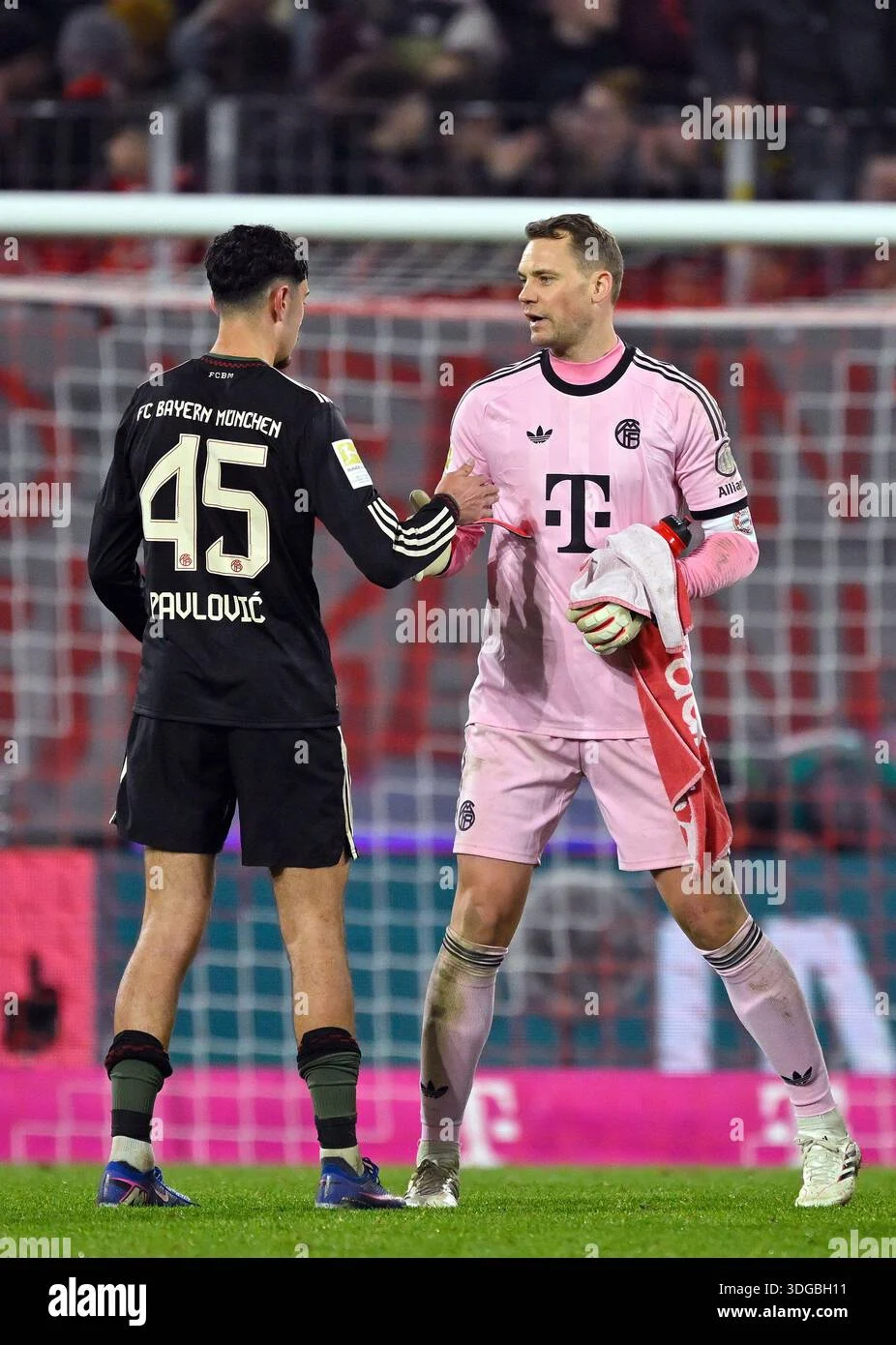 Aleksandar Pavlovic dan Manuel Neuer: Pasangan Keberuntungan untuk Jerman di Piala Dunia 2026?