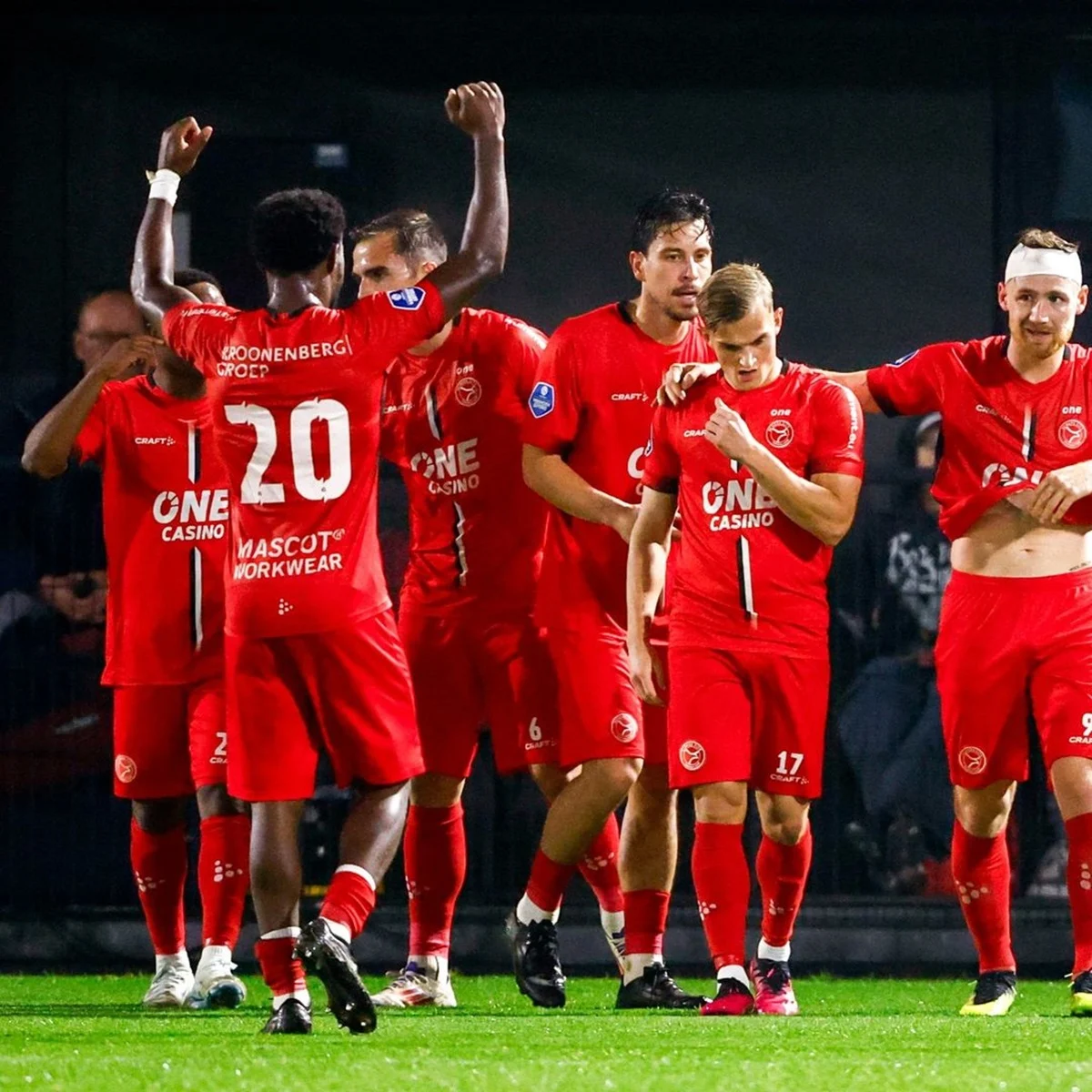 Almere City Raih Kemenangan Telak, Harapan Kembali ke Eredivisie Menguat