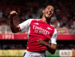 Arsenal Siapkan Serangan Baru: Transfer Junior Kroupi & Upaya Atasi Krisis Cedera Menjelang Duel Epik