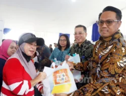 Bank Mandiri Sumbang Sembako untuk Masyarakat Prasejahtera di Makassar