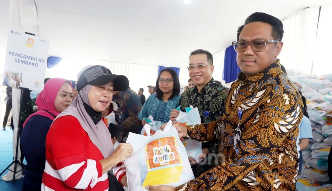 Bank Mandiri Sumbang Sembako untuk Masyarakat Prasejahtera di Makassar