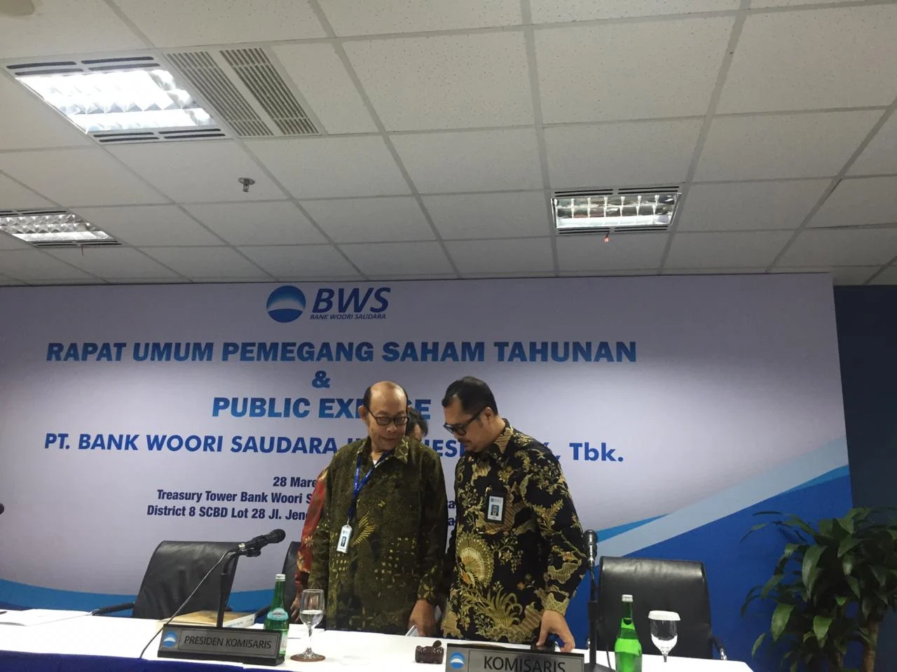 Bank Woori Saudara Rombak Susunan Direksi dan Komisaris