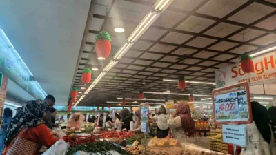 BI Baca Belanja Warga Mulai Melambat, Sinyalnya Muncul di Saham Konsumen