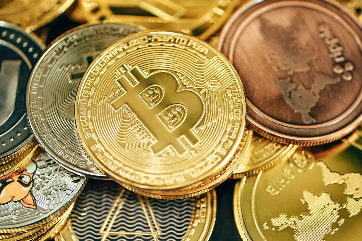 Bitcoin Dekati USD83.400, Pasar Pantau Inflasi AS dan Iran