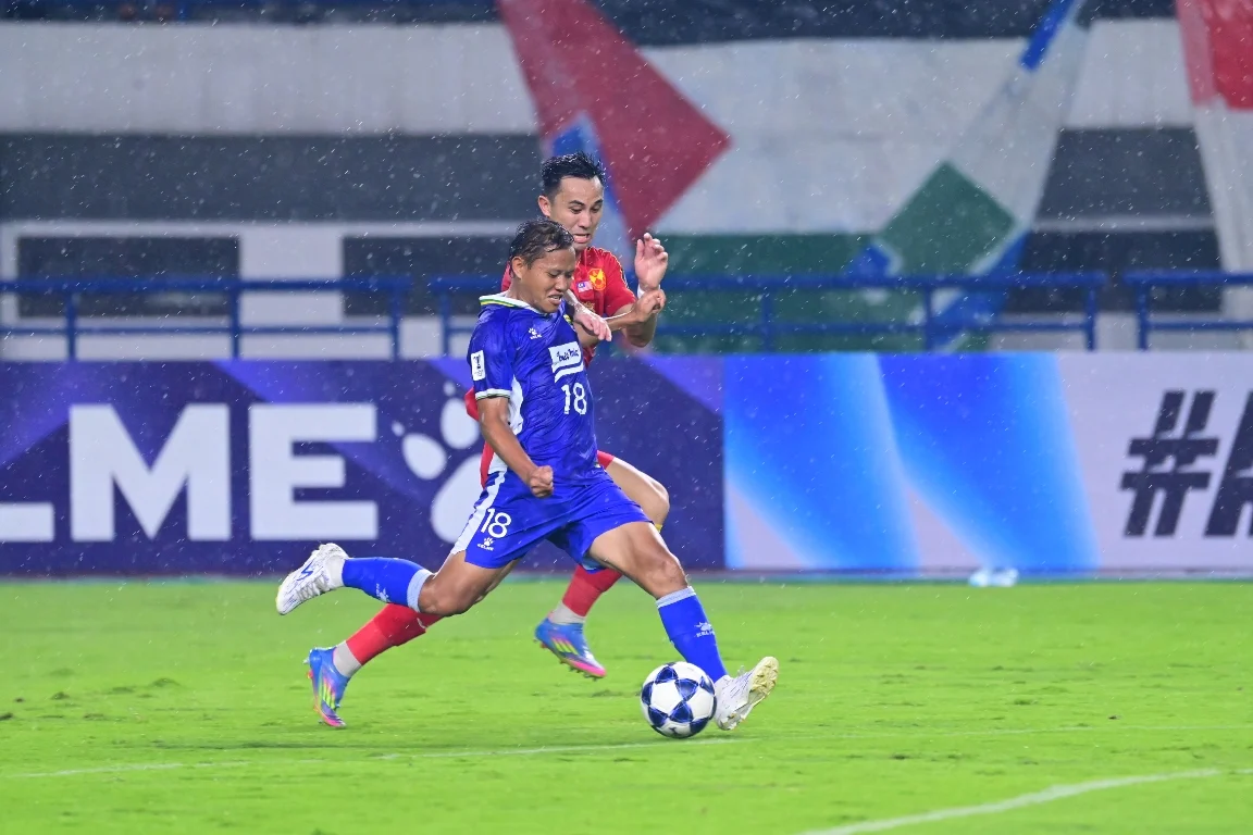 Bojan Hodak Soroti Kesalahan Awal Persib di Laga Dramatis Lawan Bhayangkara: Kemenangan 4-2 tapi Masih Ada Kekhawatiran