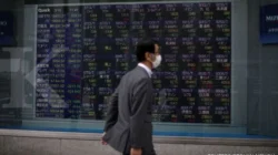 Bursa Asia Tertekan karena Khawatir Inflasi Gelombang Kedua