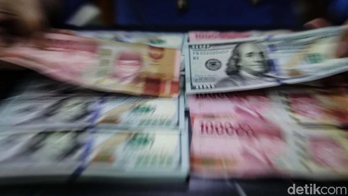 Dolar AS Mengamuk ke Area 99,27, Mata Uang Dunia Berguguran