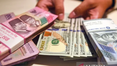 Dollar Menguat, Rupiah Melemah: Apa yang Terjadi di Pasar Keuangan?