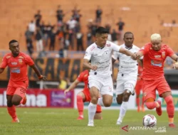 Drama Menegangkan Liga 1: Playoff Persipura vs Adhyaksa, Uji Coba Klub, dan Strategi Borneo FC Menjelang Akhir Musim