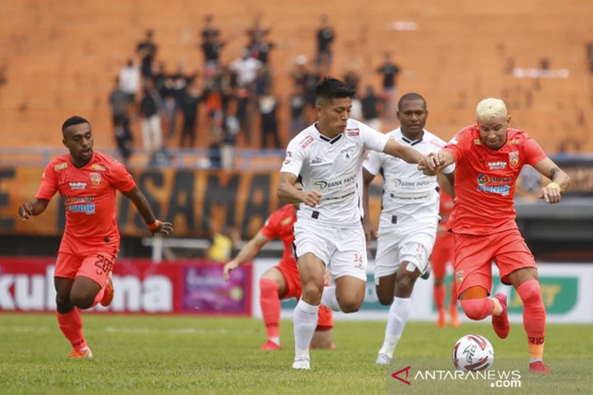 Drama Menegangkan Liga 1: Playoff Persipura vs Adhyaksa, Uji Coba Klub, dan Strategi Borneo FC Menjelang Akhir Musim